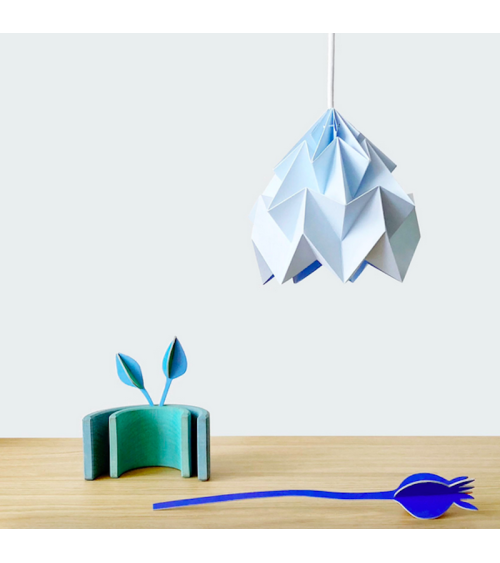 Sospensione - Moth - Blu Pastello Studio Snowpuppe Lampade a Sospensione design svizzera originale