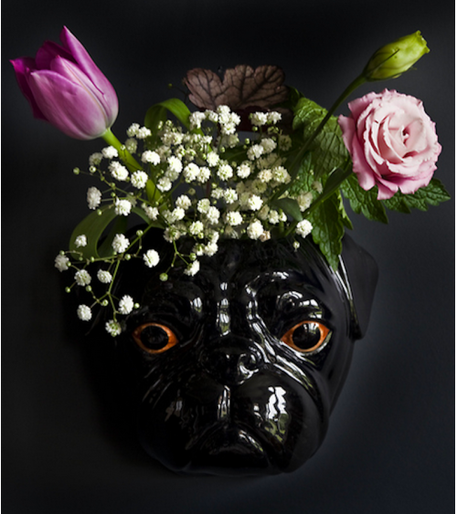 Schwarzer Mops - Kleine Wandvase Hund Quail Ceramics vasen deko blumenvase blume vase design dekoration spezielle schöne kita...