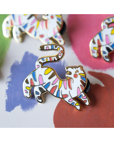 Enamel Pins - Rainbow Tiger Angelope Design broches and pins hat pin badges collectible