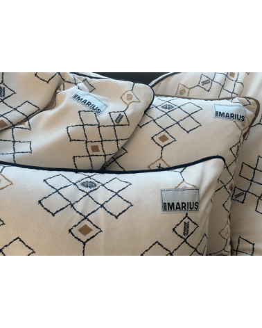 Berber Curry - Kissen für Sofa aus Samt Où est Marius zierkissen sofa deko kissen kaufen dekokissen sofakissen