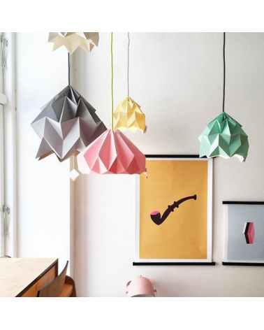 Moth XL Gris - Suspension luminaire design Studio Snowpuppe lampes suspendues design lustre moderne salon salle à manger cuisine