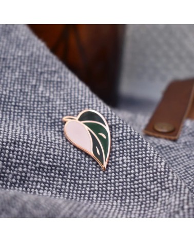 Enamel Pin - Philodendron Pink Princess Plant Scouts broches and pins hat pin badges collectible