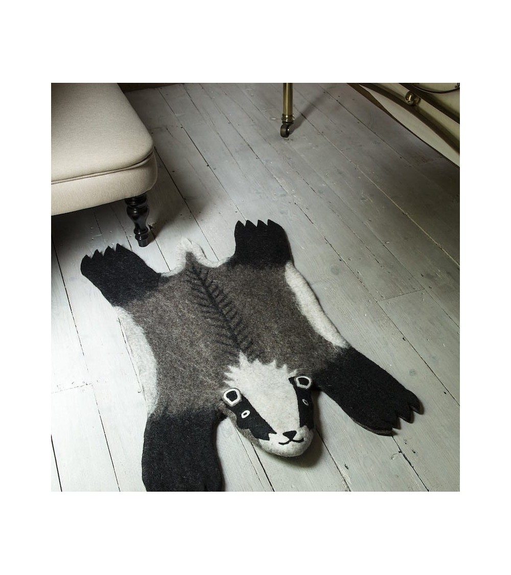 Billie der Dachs - Tier-Teppich aus Wolle Sew Heart Felt Kinderteppich design Schweiz Original