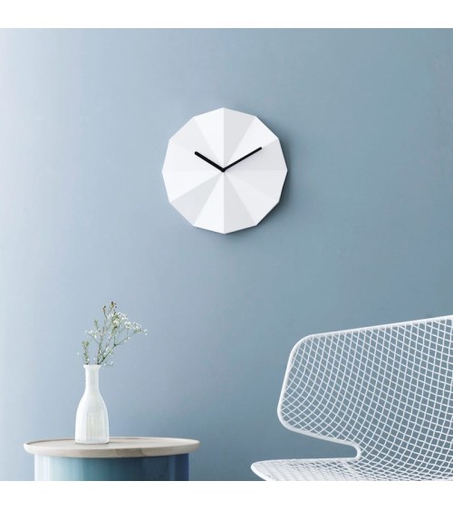 Delta Clock Blanc - Horloge murale design Lawa Design de table design originale cuisine salon