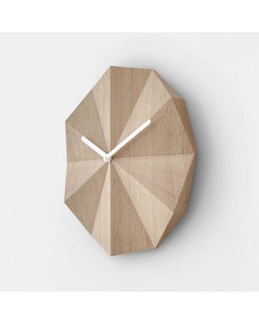 Delta Clock Chêne - Horloge murale en bois Lawa Design de table design originale cuisine salon