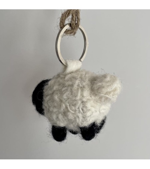 Sheep - Cool Handcrafted Keychain Felt so good original gift idea switzerland