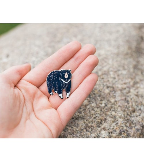 Enamel Pin - Moon Bear Wildship Studio broches and pins hat pin badges collectible