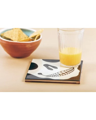 Skull - Ceramic trivet Bussoga