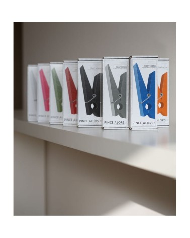 Pince Alors - Orange - Kleiderhaken SwabDesign Kitatori Schweiz kaufen