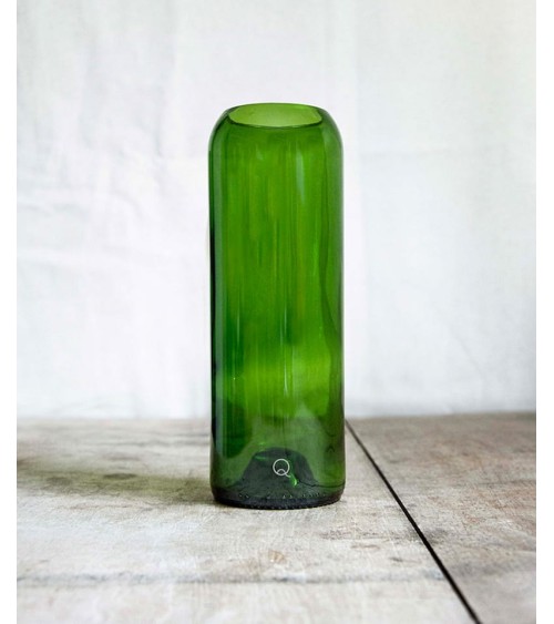 Vase en verre vert - Débattre Q de Bouteilles design fleur décoratif original kitatori suisse