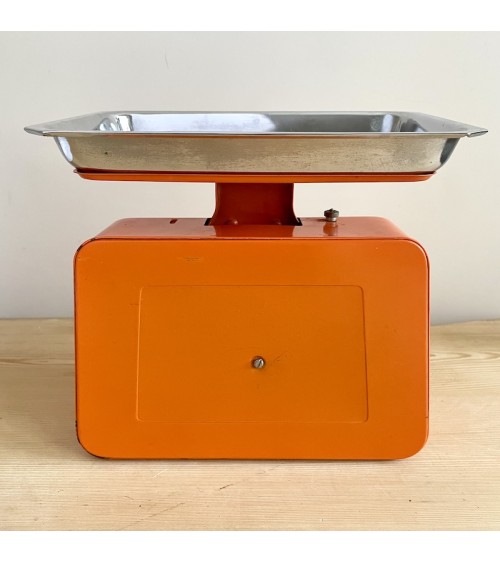 Bilancia da cucina vintage - Stube - Anni '70 Vintage by Kitatori Kitatori.ch - Concept Store di arte e design design svizzer...