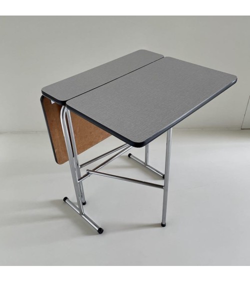 Vintage-Klapptisch aus Resopal - 60er Jahre Vintage by Kitatori Kitatori.ch - Kunst und Design Concept Store design Schweiz O...