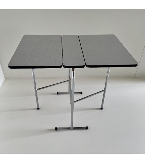 Vintage Formica folding table - 1960's Vintage by Kitatori Kitatori.ch - Art and Design Concept Store design switzerland orig...