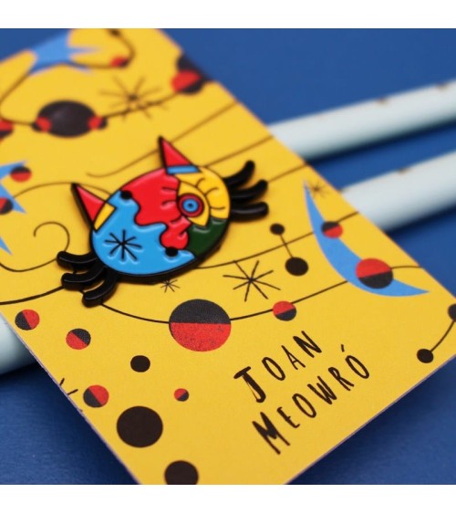 Enamel Pin - Joan Meowro Niaski broches and pins hat pin badges collectible