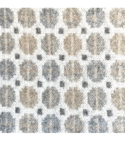 Plaid beige MILAN Natural - Couverture en laine mérinos Bronte by Moon anglaise plaid tartan ecossais 100 laine highland