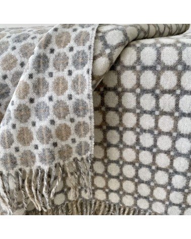 Plaid beige MILAN Natural - Couverture en laine mérinos Bronte by Moon anglaise plaid tartan ecossais 100 laine highland