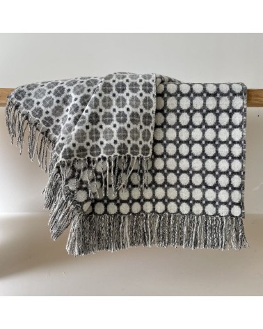 MILAN Grau - Merino Wolldecke, Kuscheldecke Bronte by Moon Schafwolldecke warme Woll Decken Sofa wohndecke kaufen