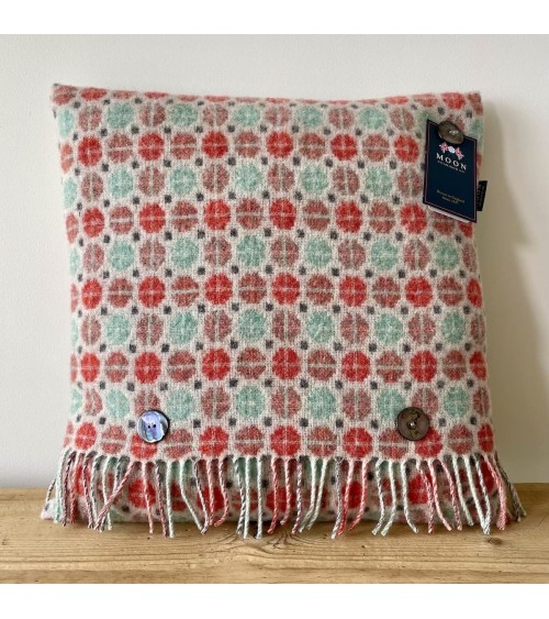 MILAN Koralle & Minze - Kissen aus Merinowolle Bronte by Moon Kissen design Schweiz Original
