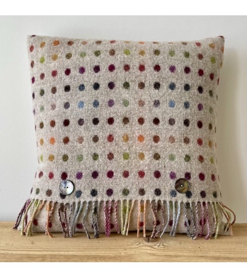 MULTI SPOT Beige - Coussin en laine mérinos Bronte by Moon Coussins design suisse original