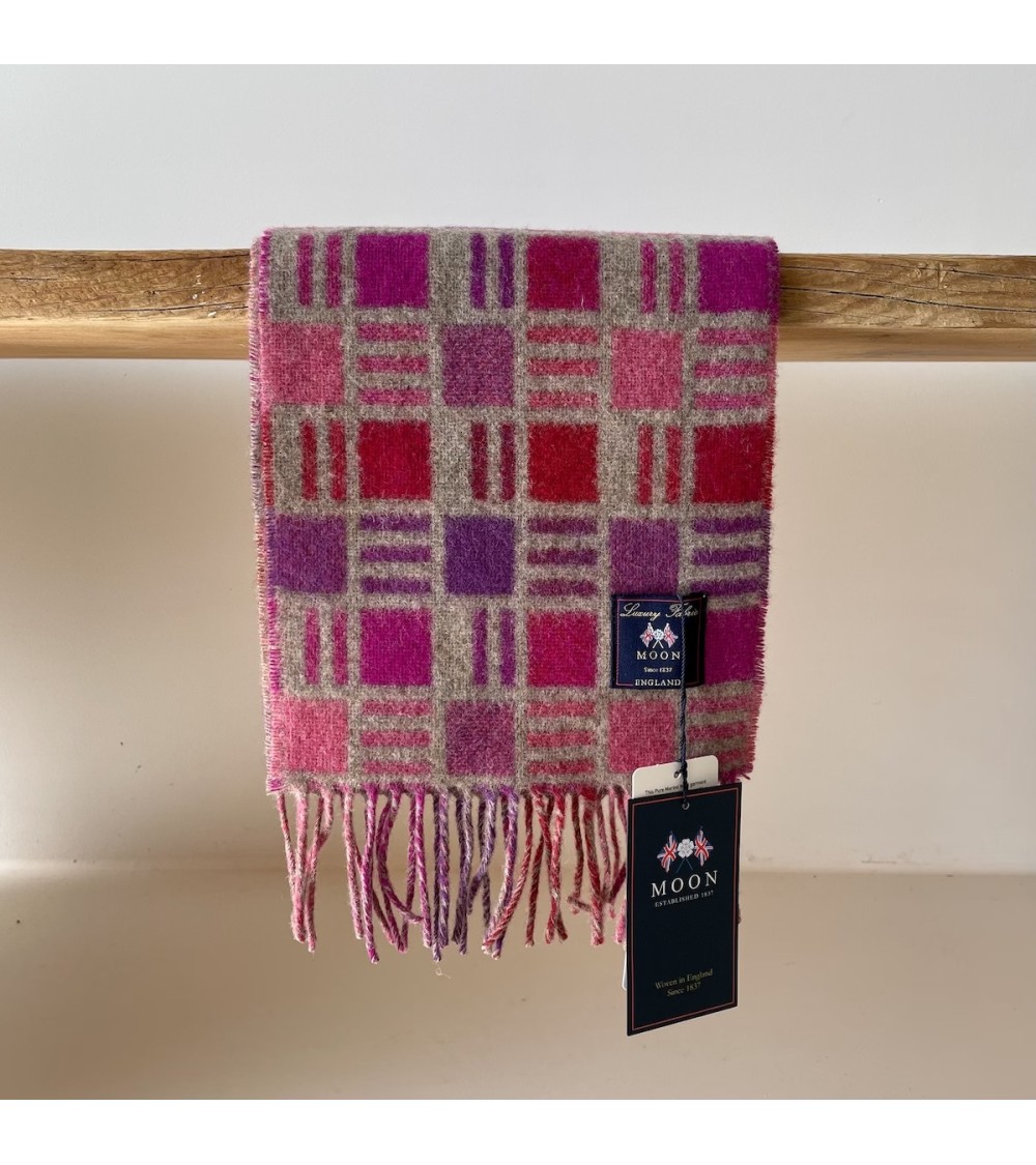 RIBBON Fuchsia - Merino wool scarf Bronte by Moon scarves for women mens scarf Kitatori Switzerland