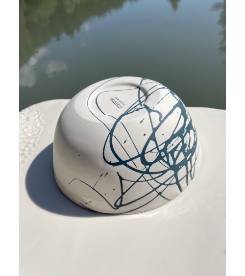 Grand Bol en porcelaine - Signature Bleu Maison Dejardin breton moderne à oreilles
