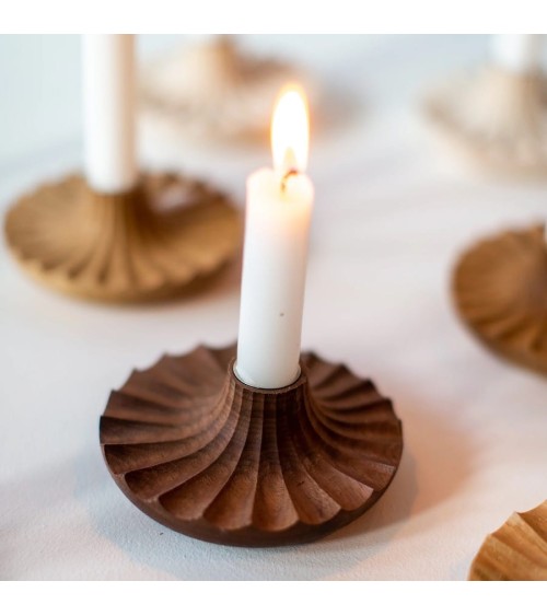 Daggkåpa - Walnut candle holder MYLHTA Candle Holders design switzerland original
