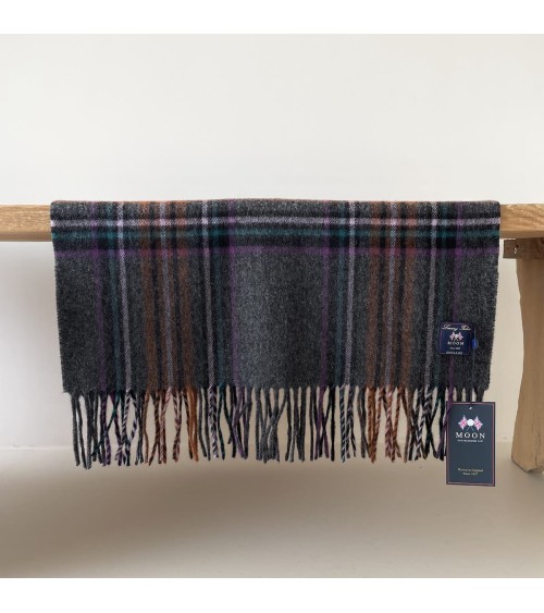 XL Schal aus Merinowolle - OTLEY Charcoal Bronte by Moon Schals design Schweiz Original