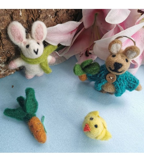 Häschen mit Strickjacke - Filz Schlüsselanhänger Felt so good geschenkidee schweiz kaufen