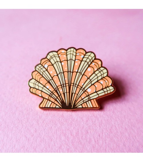 Enamel Pin - Sea Shell Katinka Feijs broches and pins hat pin badges collectible
