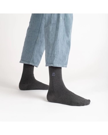 Chaussettes Recyclées - Gris Anthracite Label Chaussette jolies pour femme originales pour homme chausset rigolotes drole Suisse