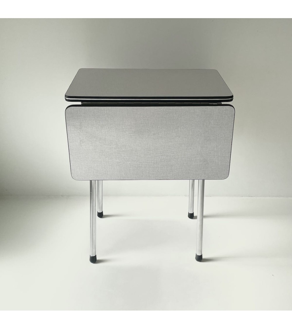 Tavolo pieghevole vintage in formica - Anni '60 Vintage by Kitatori Kitatori.ch - Concept Store di arte e design design svizz...