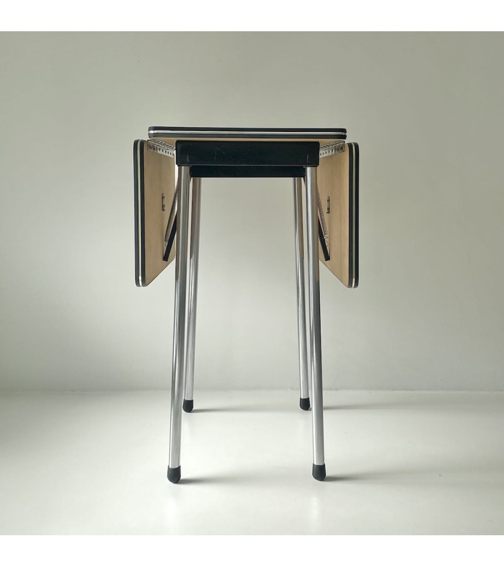 Tavolo pieghevole vintage in formica - Anni '60 Vintage by Kitatori Kitatori.ch - Concept Store di arte e design design svizz...