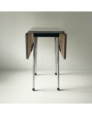 Tavolo pieghevole vintage in formica - Anni '60 Vintage by Kitatori Kitatori.ch - Concept Store di arte e design design svizz...