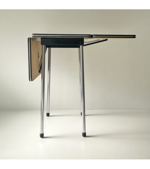 Table pliante vintage en Formica - Années 60 Vintage by Kitatori Kitatori - Concept Store d'Art et de Design design suisse or...