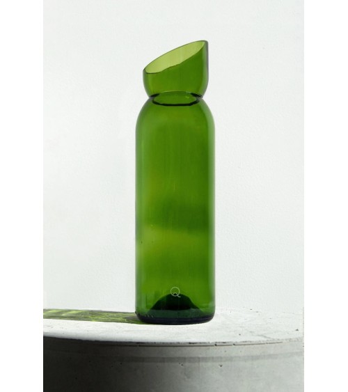 Glass water carafe - Débattre Q de Bouteilles Water Carafes & Wine Decanters design switzerland original