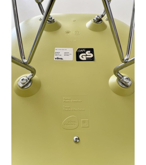 Eames Plastic Armchair DAR - VITRA - Usate kitatori mobili Oggetto di design vintage svizzera