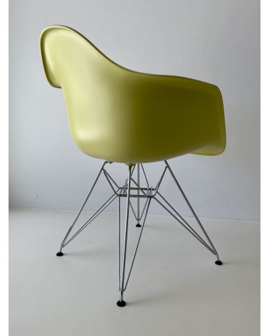 Eames Plastic Armchair DAR - VITRA - Usate kitatori mobili Oggetto di design vintage svizzera