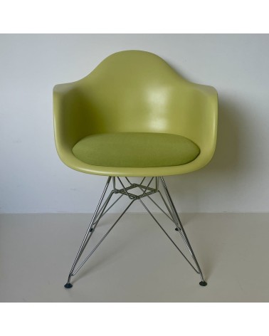 Eames Plastic Armchair DAR - VITRA - Usate kitatori mobili Oggetto di design vintage svizzera