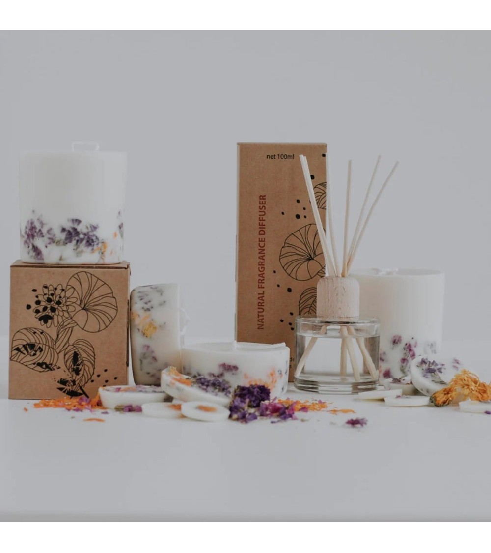 Wild flowers - Frangance diffuser handmade good smelling candles shop store