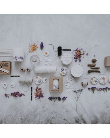 Fleurs sauvages - Petite Bougie Parfumée  artisanale maison originale naturelle suisse