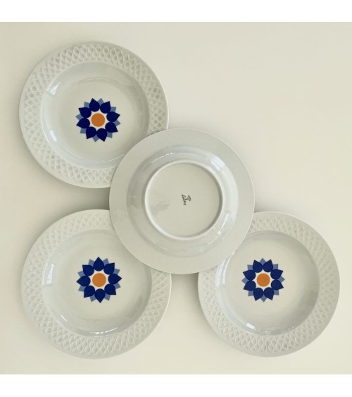 4 Soup Plates - Bavaria Schirnding Vintage by Kitatori Kitatori.ch - Art and Design Concept Store design switzerland original
