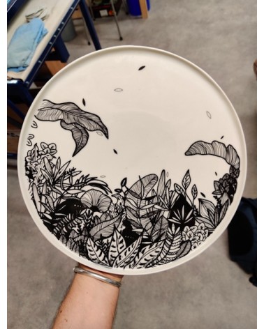 Porcelain Plate - Limited Edition Les Béguins by Pupa Maison Dejardin