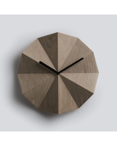 Delta Clock Chêne fumé - Horloge murale en bois Lawa Design de table design originale cuisine salon