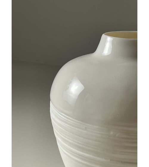 Juliette - Blume Vase aus Porzellan Keramiek van Sophie vasen deko blumenvase blume vase design dekoration spezielle schöne k...