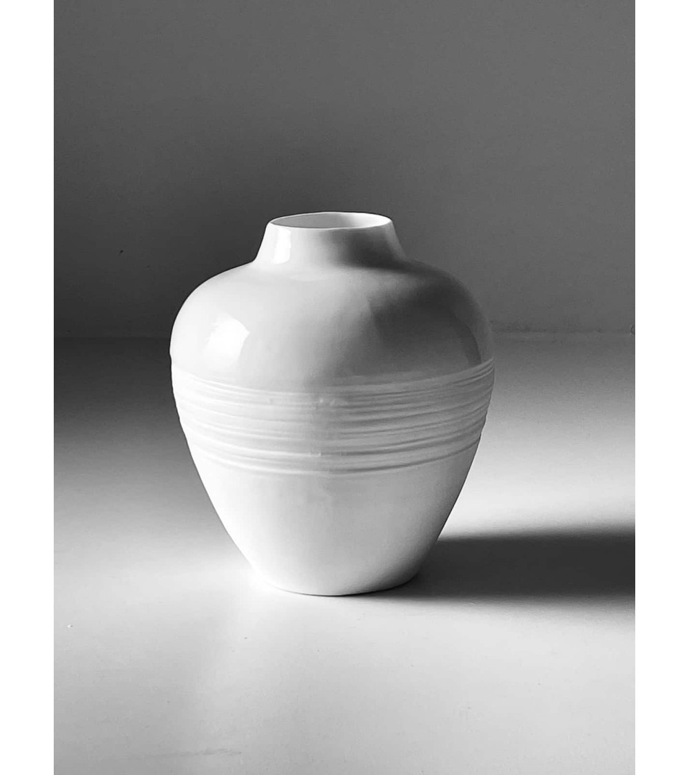 Juliette - Porcelain Flower Vase Keramiek van Sophie table flower living room vase kitatori switzerland