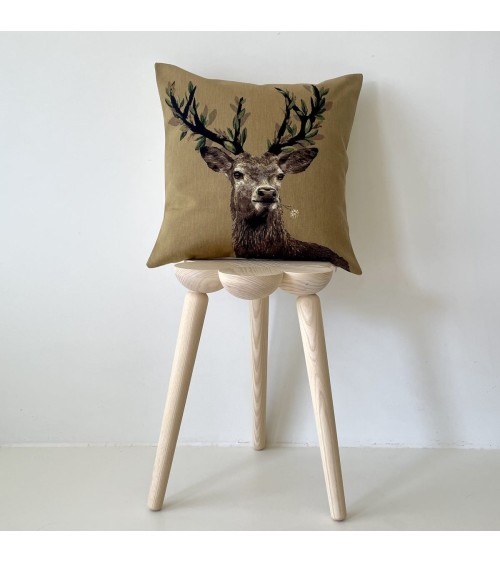 Cerf et edelweiss - Housse de coussin Yapatkwa coussins décoratifs pour canapé salon deco original suisse