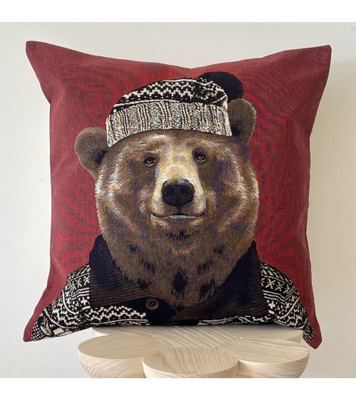 Mountain Bear - Cushion cover Yapatkwa best throw pillows sofa cushions covers decorative