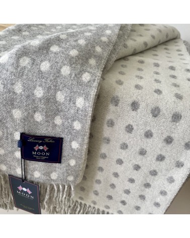 Plaid NATURAL SPOT DESIGN Gris - Couverture en laine Bronte by Moon anglaise plaid tartan ecossais 100 laine highland