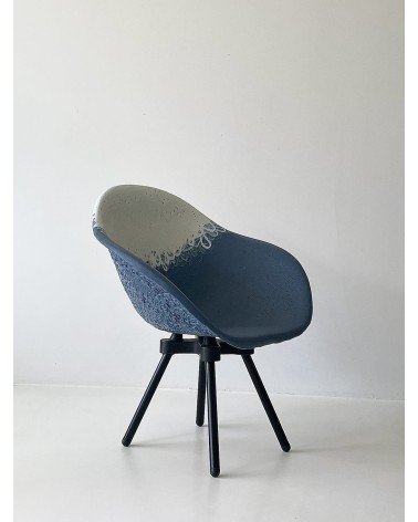 Fauteuil design GRAVÊNE 7.0 - Blanc & Bleu Maximum Paris relaxant confortable allaitement maison salon