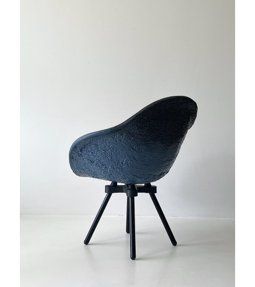 GRAVÊNE 7.0 Black & Blue - Designer Armchair Maximum Paris modern nursing designer chair living room